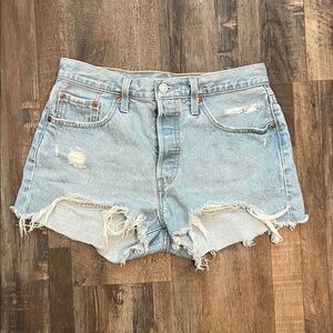 Levi’s Distressed Light Blue Denim Women Shorts